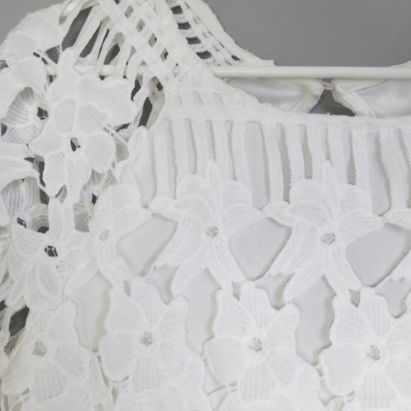 LACE & HEELS BOUTIQUE - lace/crochet style dress - size 10 - Picture 5 of 12